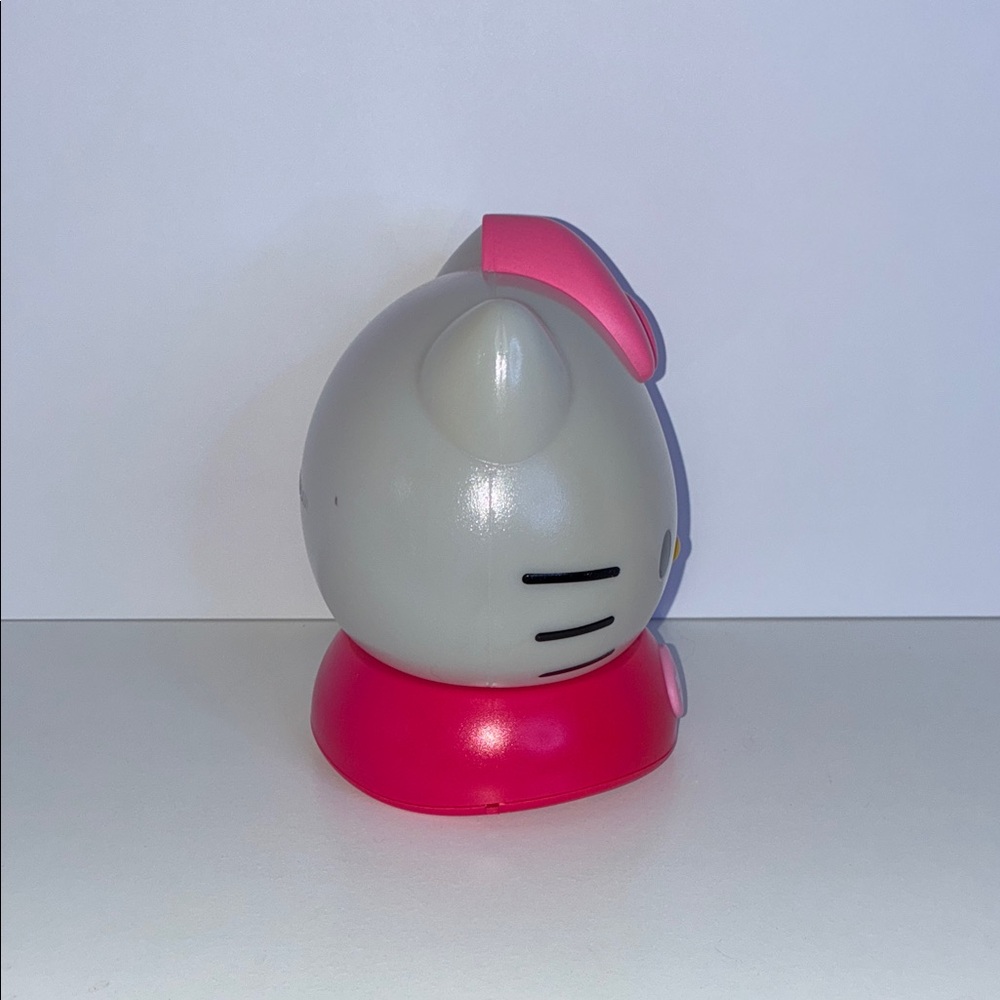 Hello Kitty Color Changing Night Light - Picture 4 of 4